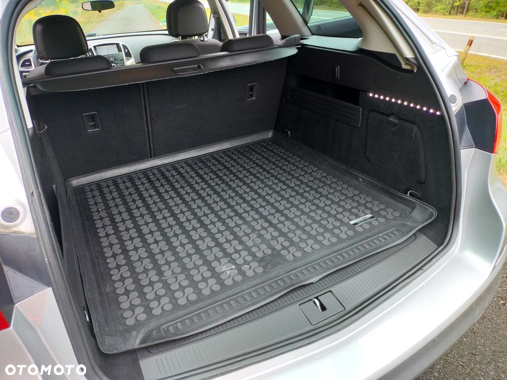 Opel Astra 1.7 CDTI DPF NAVI - 29