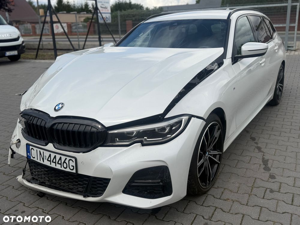 BMW Seria 3 330d xDrive M Sport sport - 1