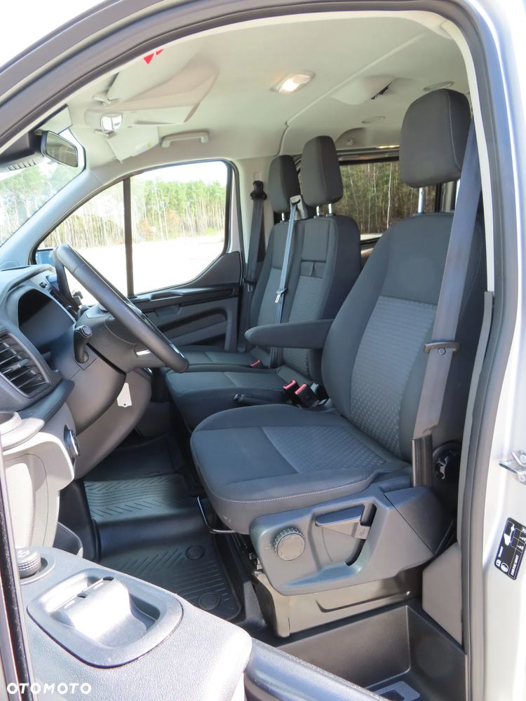 Ford Transit Custom - 32