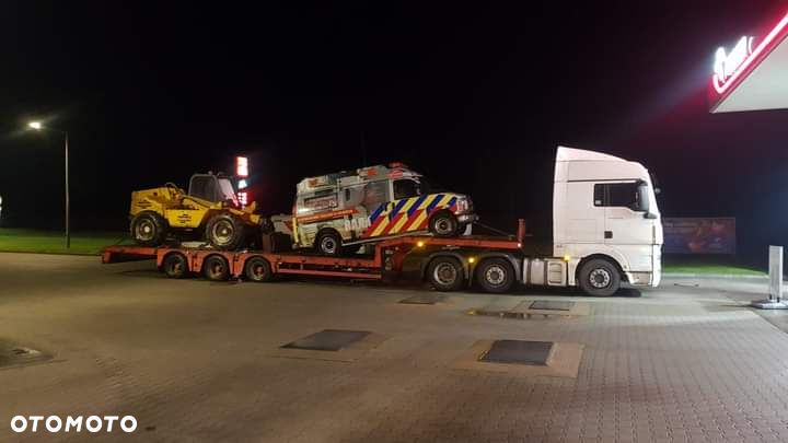 Chevrolet Express - 15