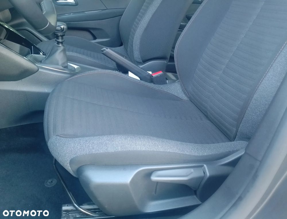 Peugeot 208 PureTech 100 Active Pack - 21