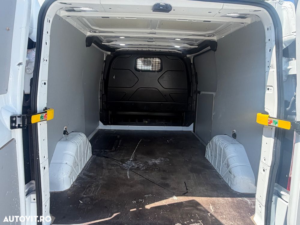 Ford Transit Custom DCIV 320 2.0 EcoBlue 130 CP L1H1 Active - 7