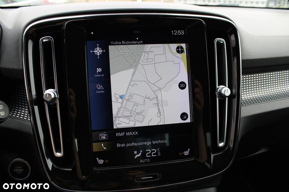 Volvo XC 40 - 31
