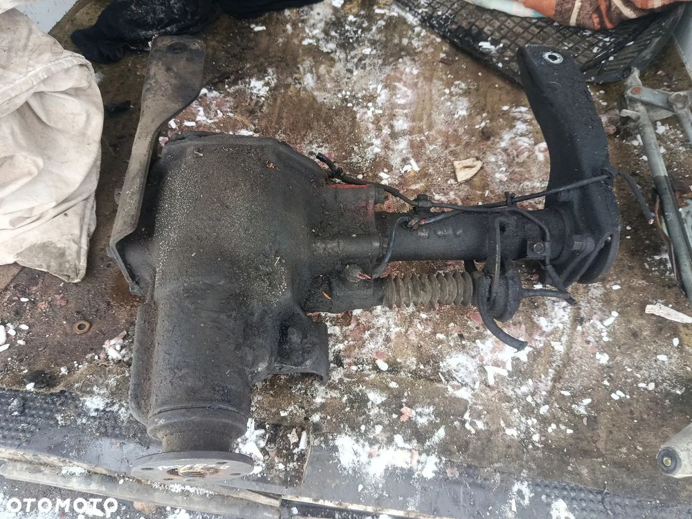 Most dyfer przód przedni Mitsubishi Pajero 2 2.5 - 1