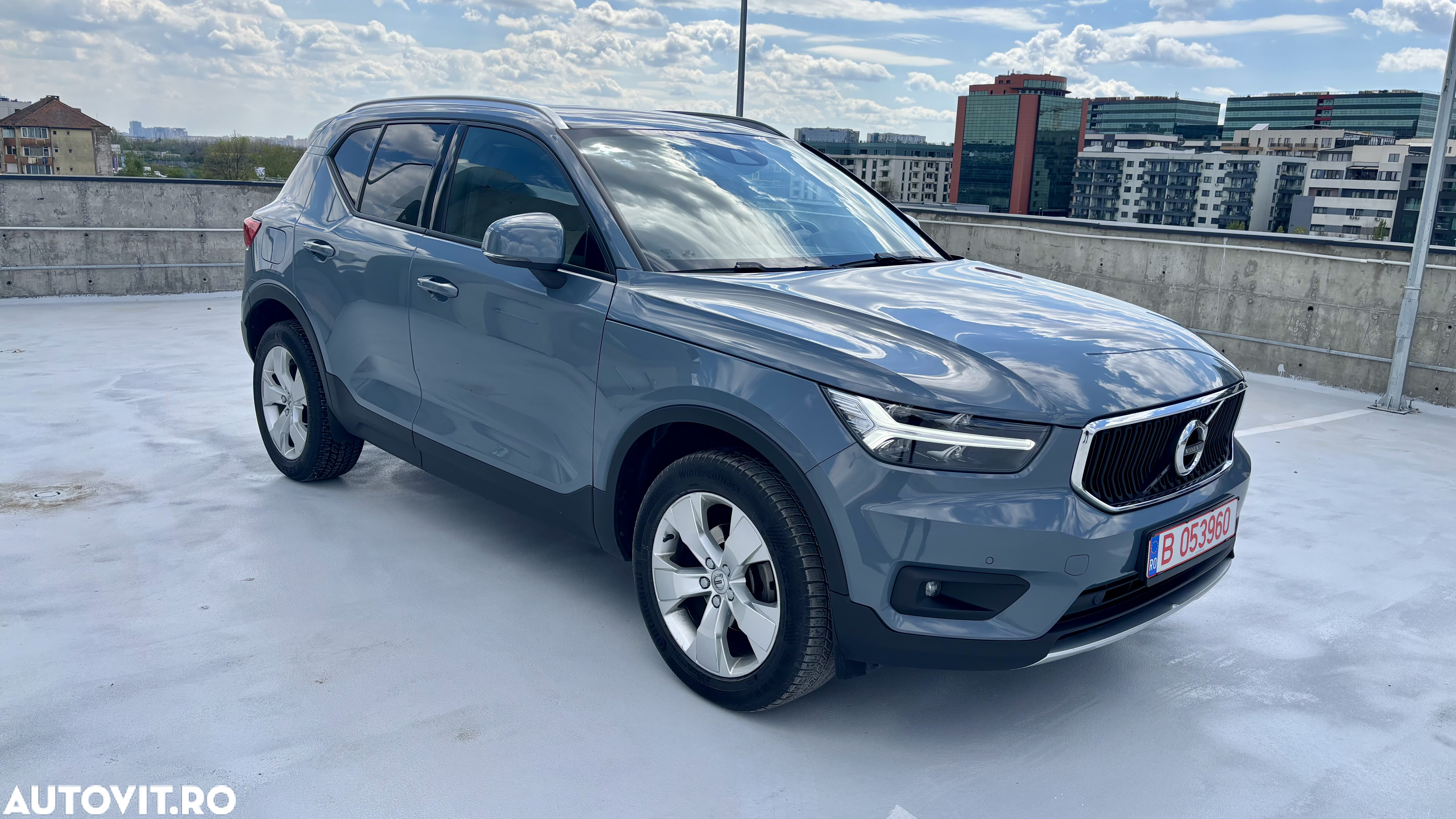 Volvo XC 40 T2 AT8 Momentum - 9