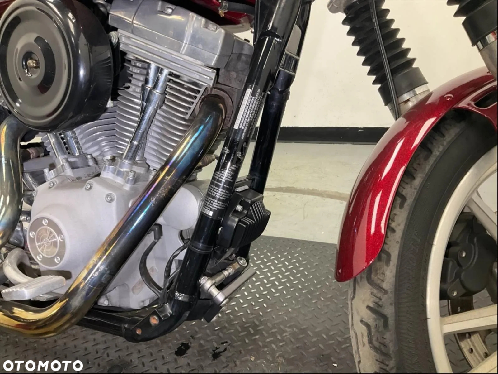 Harley-Davidson Dyna Super Glide - 17