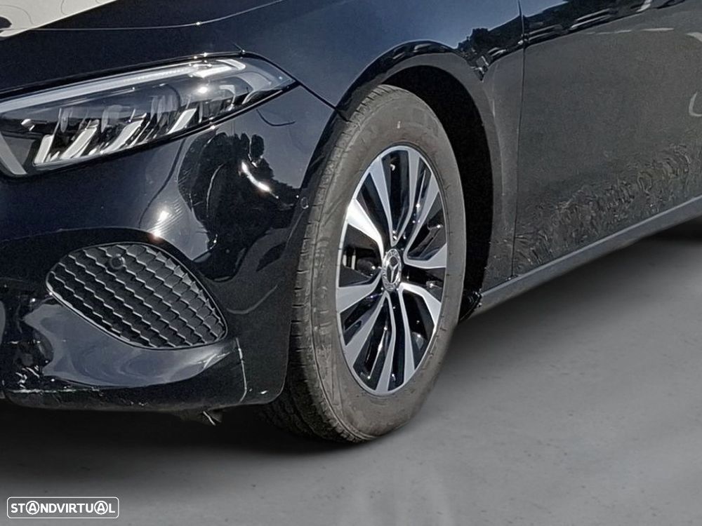 Mercedes-Benz A 200 Standard - 4