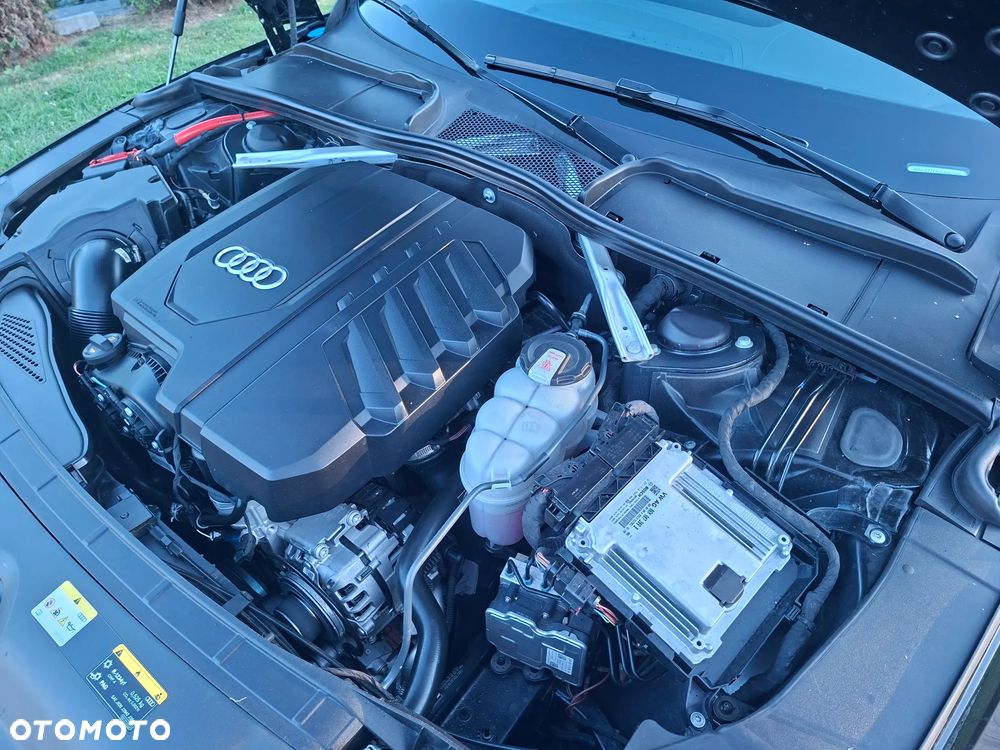 Audi A4 Limousine - 12