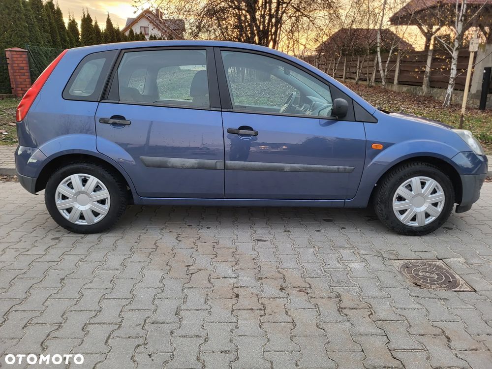 Ford Fiesta 1.3 Trend - 2