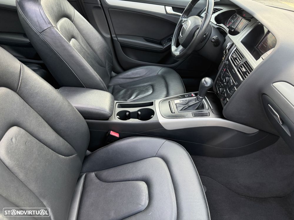 Audi A4 Avant 2.0 TDi Business Line Advance Multitronic - 24