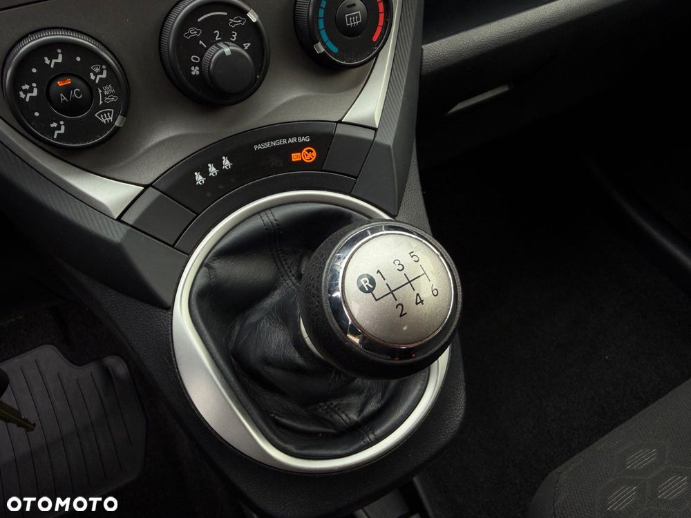 Subaru Trezia 1.4D Active Sport - 12