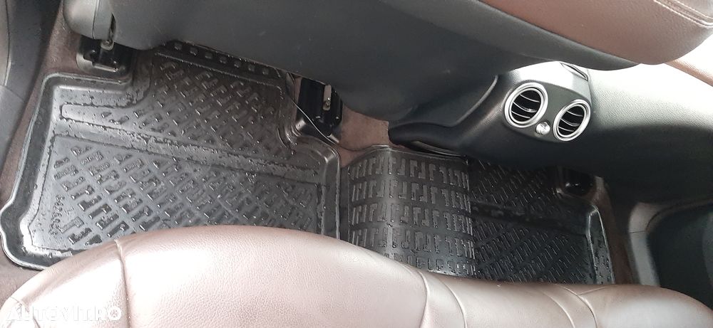 Mercedes-Benz GLC Coupe 350 e 4Matic 7G-TRONIC AMG Line - 5