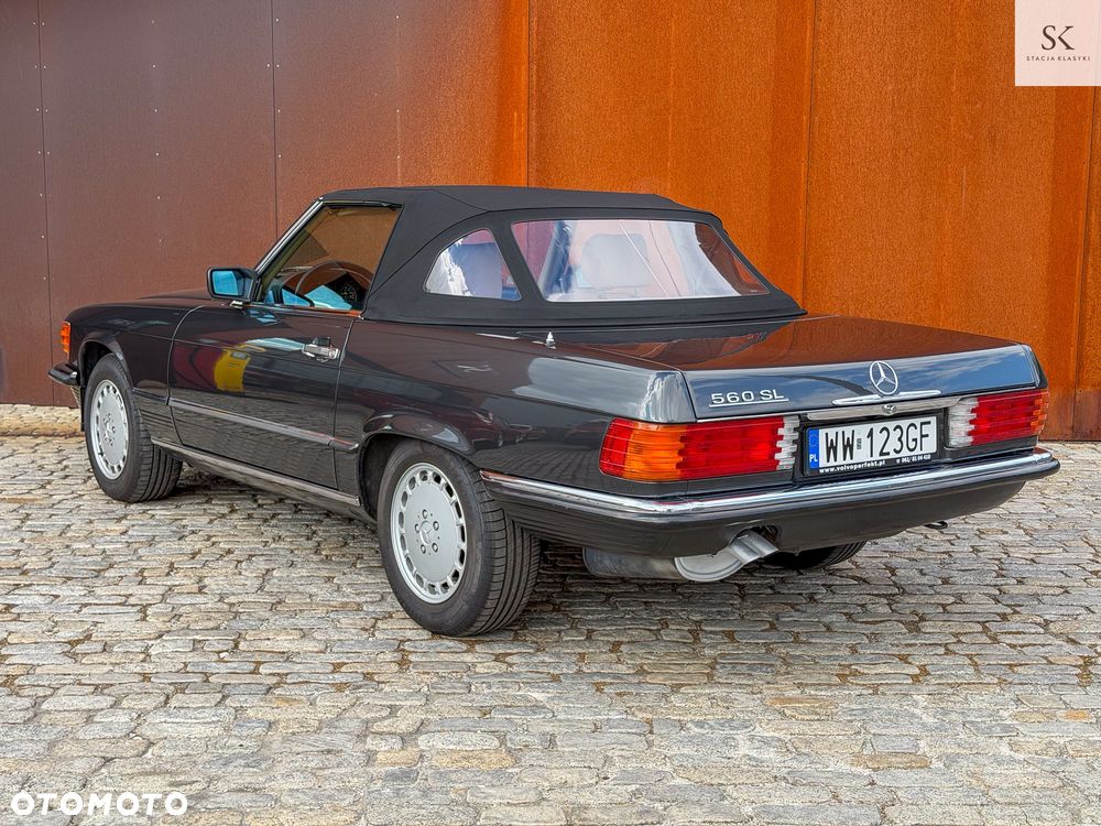 Mercedes-Benz SL - 11