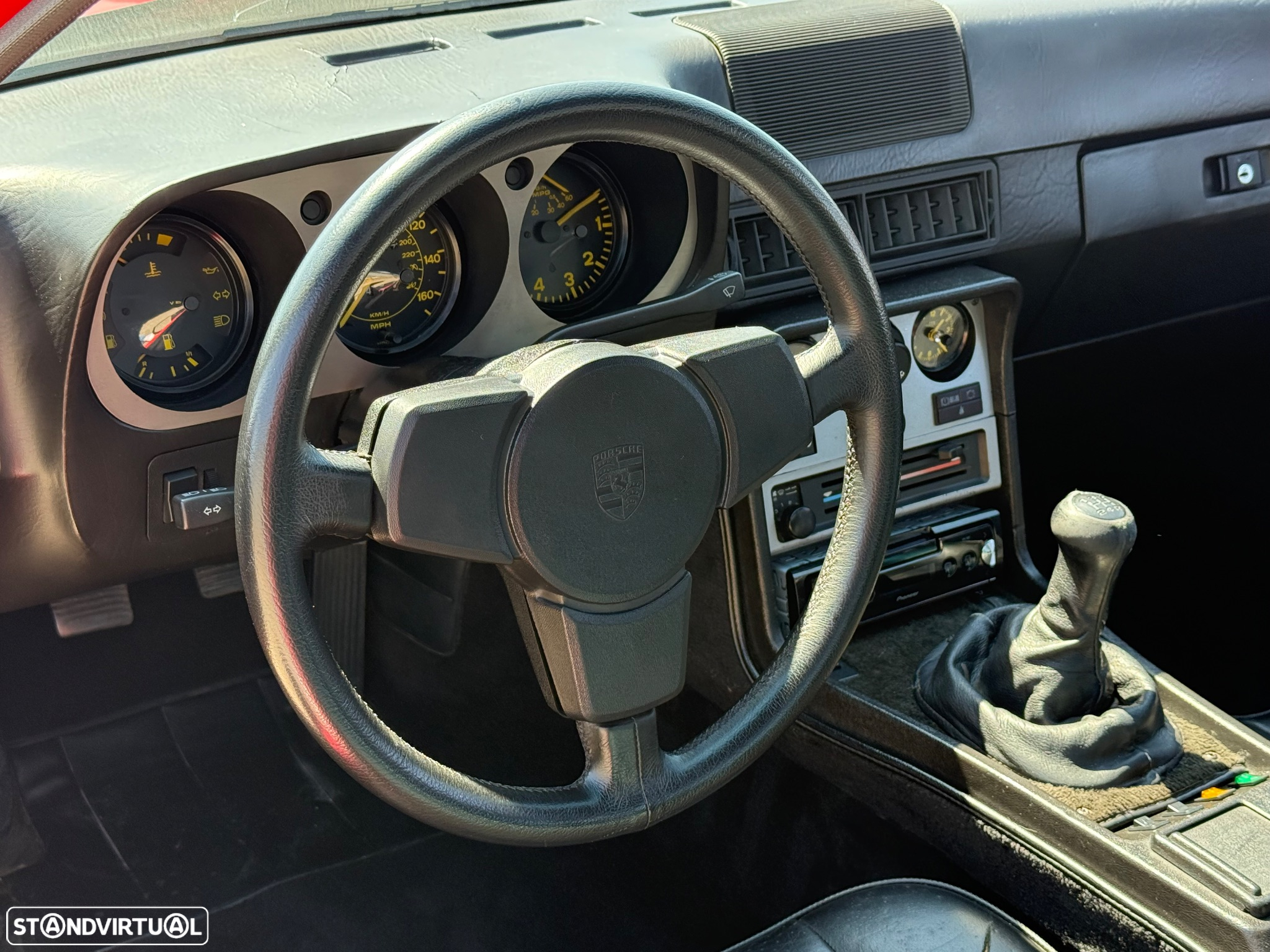 Porsche 944 Standard - 5