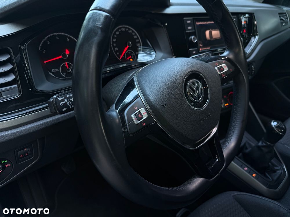 Volkswagen Polo 1.0 Comfortline - 18