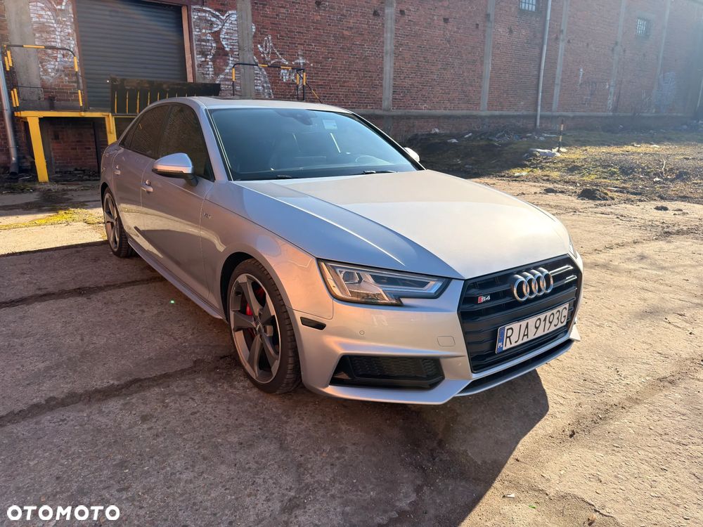 Audi S4 Limousine - 31