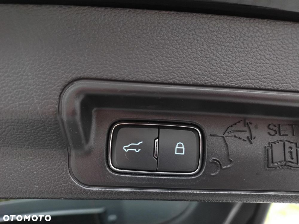 Ford Explorer 3.0 EcoBoost PHEV 4WD ST-Line - 36