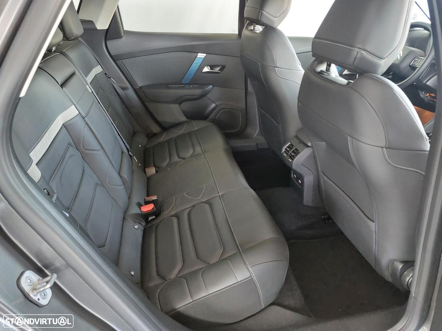 Citroën e-C4 50 kWh Shine Pack - 44