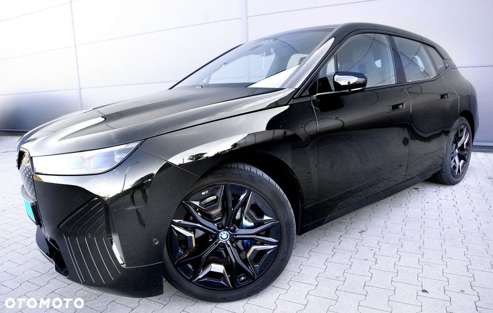 BMW iX xDrive40 76.6kWh Signature - 34
