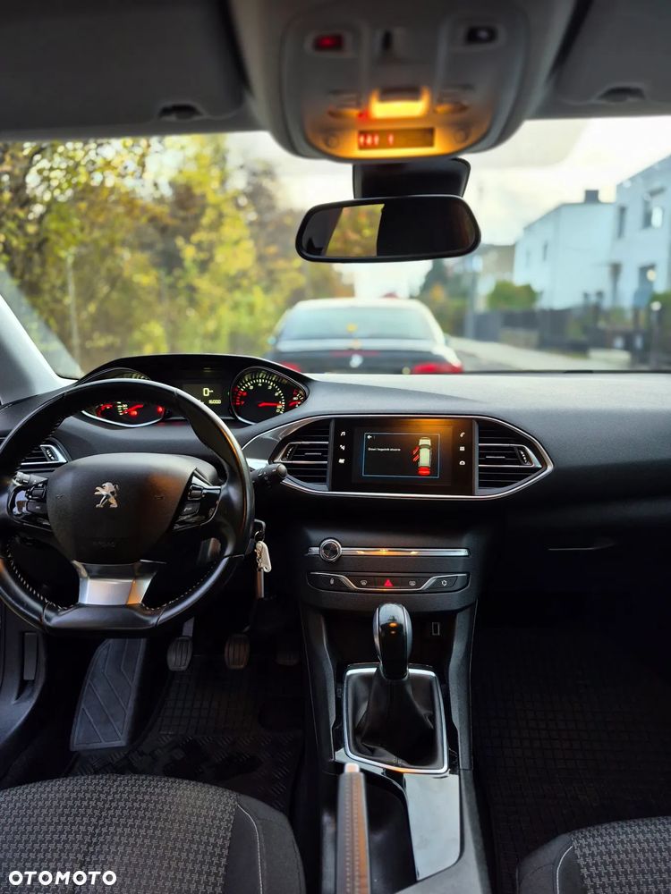 Peugeot 308 1.2 PureTech Active S&S - 19