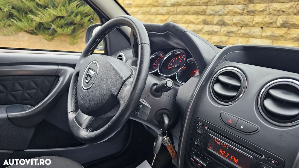 Dacia Duster TCe 125 4x2 Laureate - 12