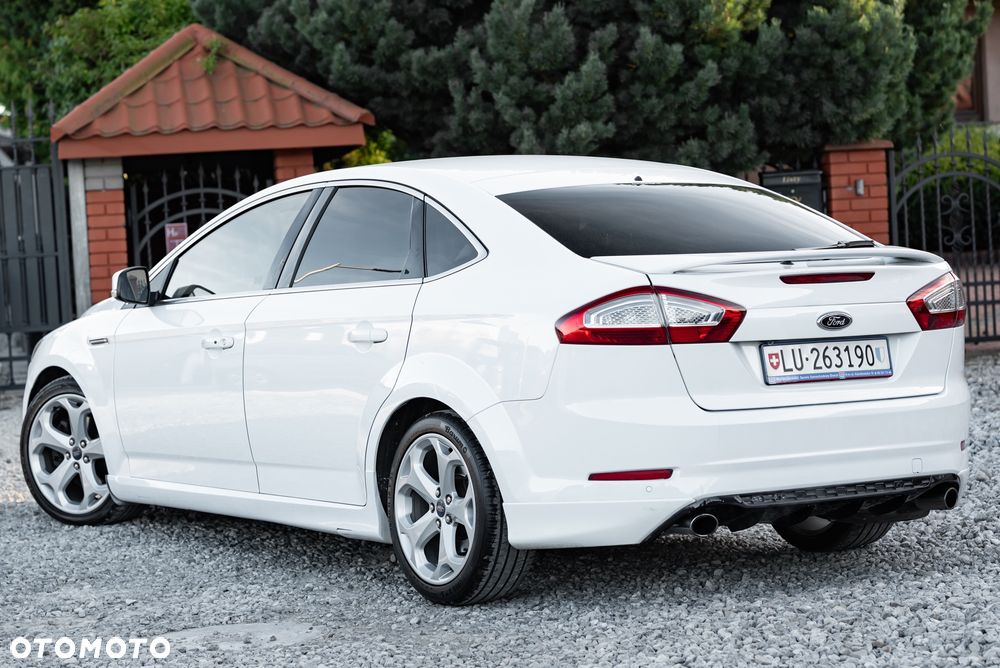 Ford Mondeo 2.0 EcoBoost Titanium - 13