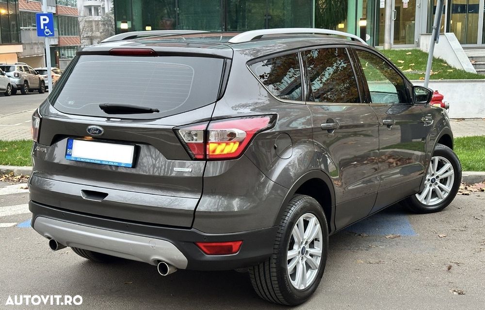 Ford Kuga 1.5 EcoBoost 2WD Trend - 3