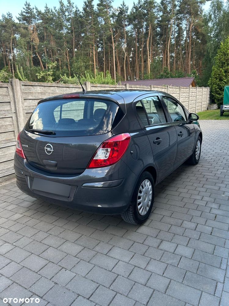 Opel Corsa - 3