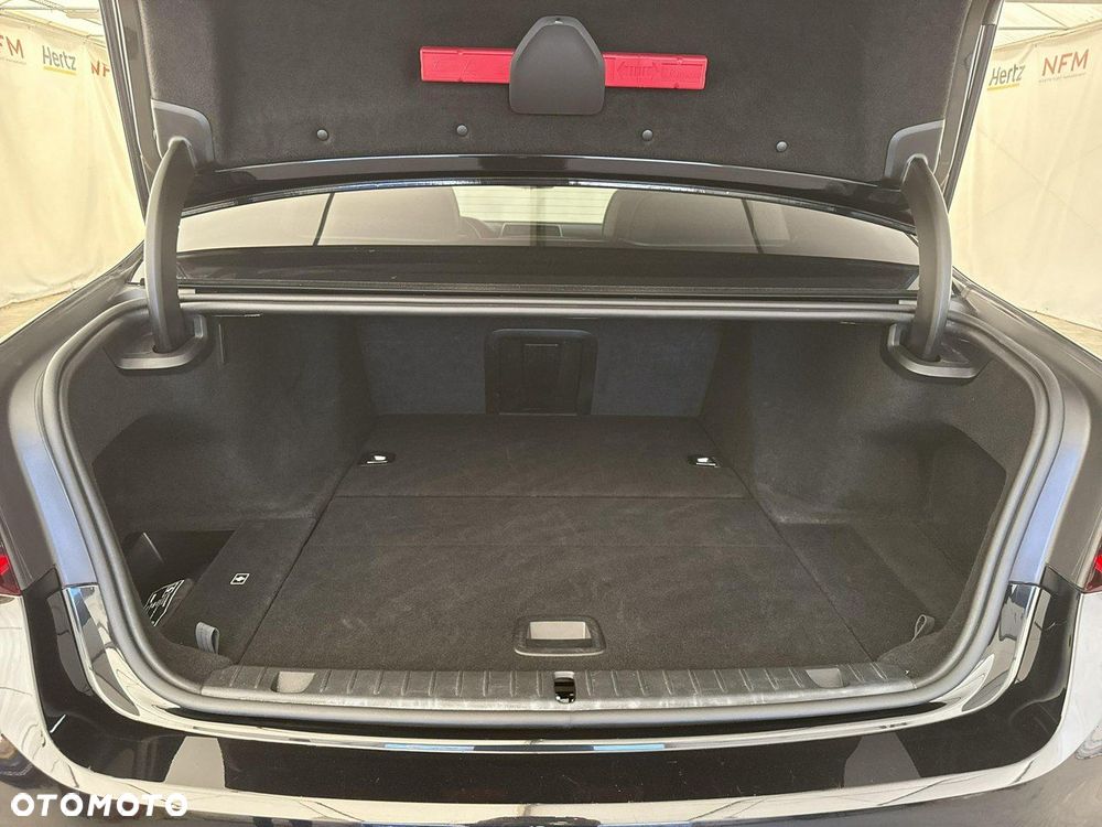 BMW Seria 7 - 20