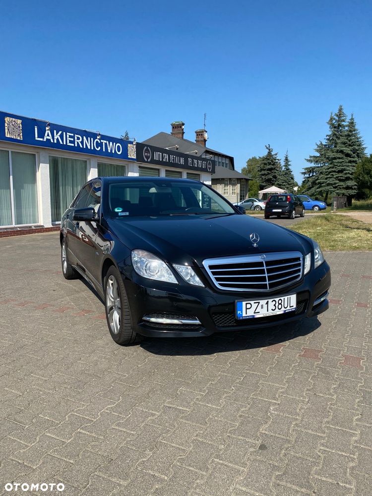Mercedes-Benz Klasa E 220 CDI BlueEff Avantgarde - 2