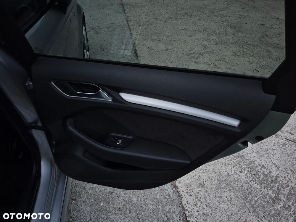Audi A3 Sportback 35 TFSI Sport - 30