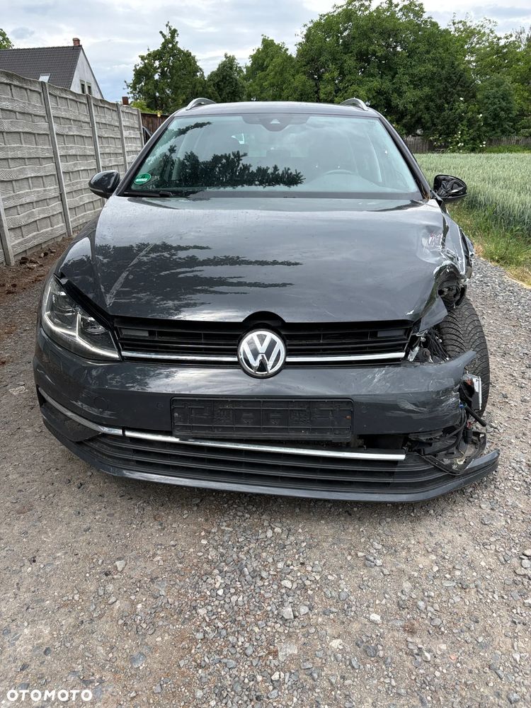 Volkswagen Golf 1.6 TDI Sound - 2