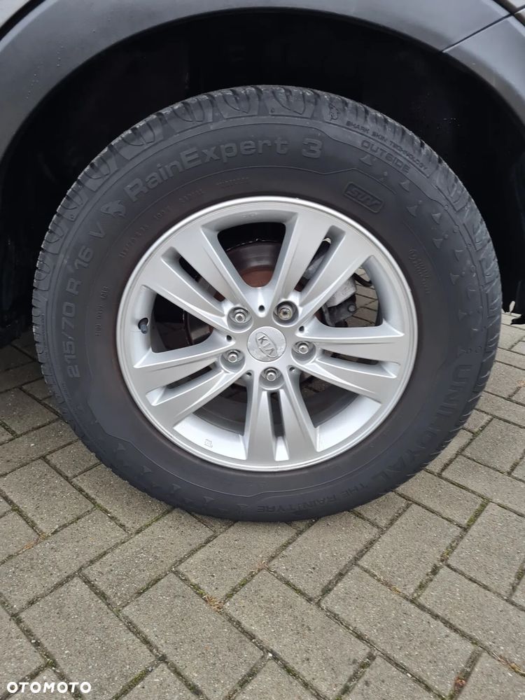 Kia Sportage - 16
