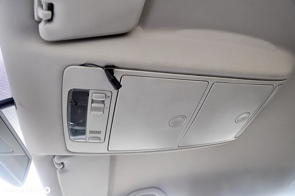 Volkswagen Touran 1.9 TDI Q-Line DSG - 17