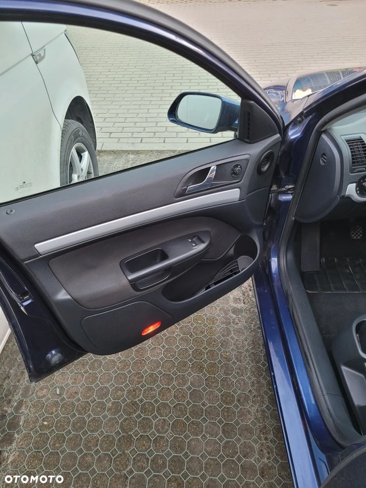 Skoda Octavia 2.0 FSI Ambiente - 22