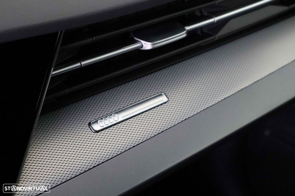 Audi A3 Sportback 30 TFSI S line S tronic - 51