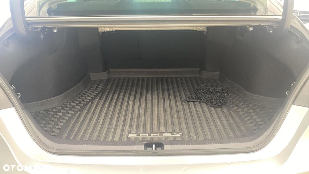 Toyota Camry 2.5 Hybrid Prestige CVT - 12