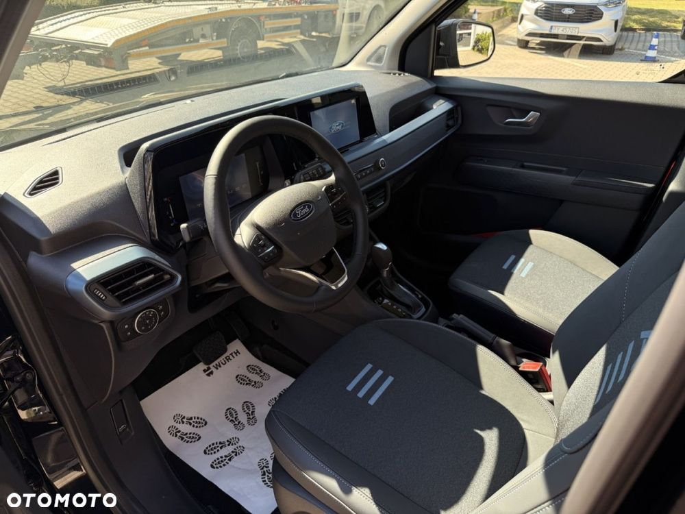 Ford Tourneo Courier - 15