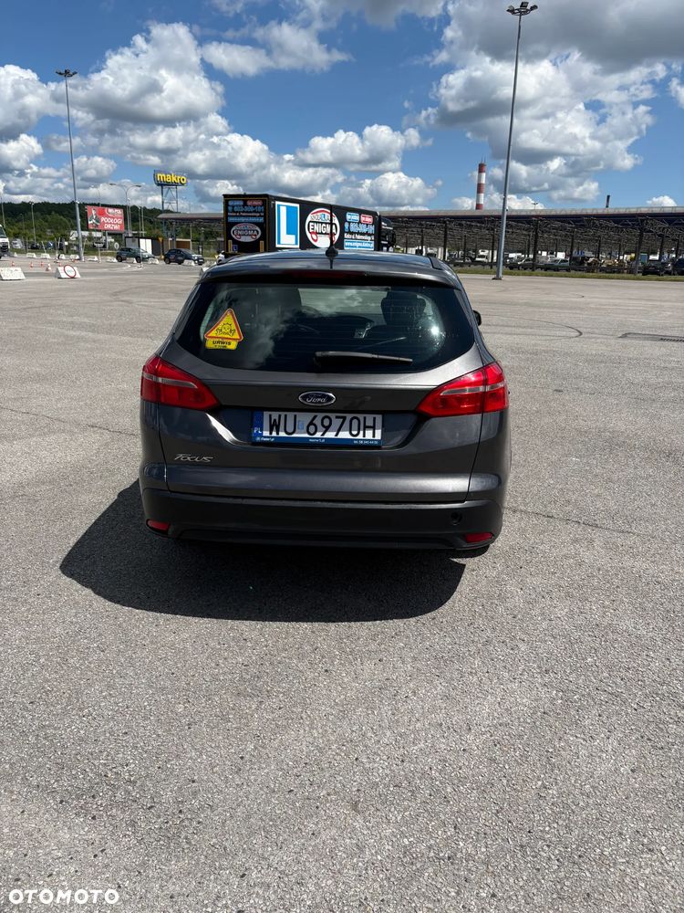 Ford Focus 1.5 TDCi Trend - 8