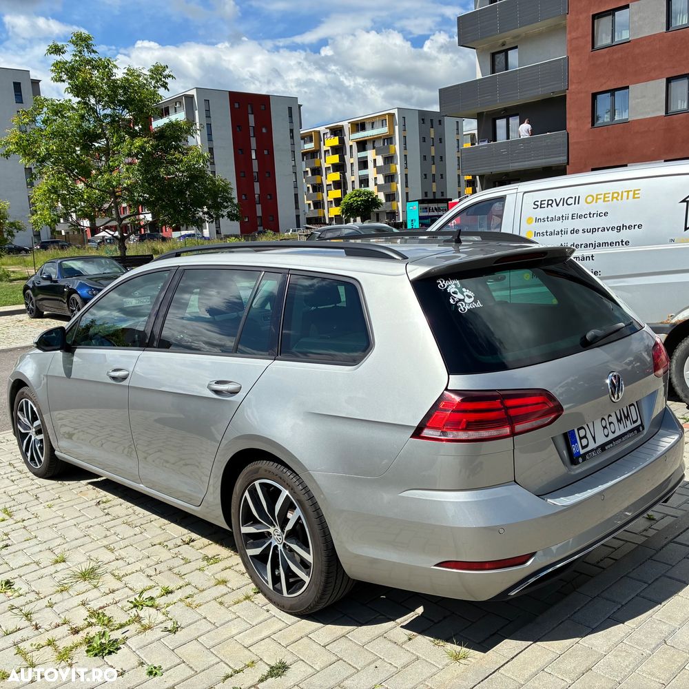 Volkswagen Golf 2.0 TDI DSG Comfortline - 6