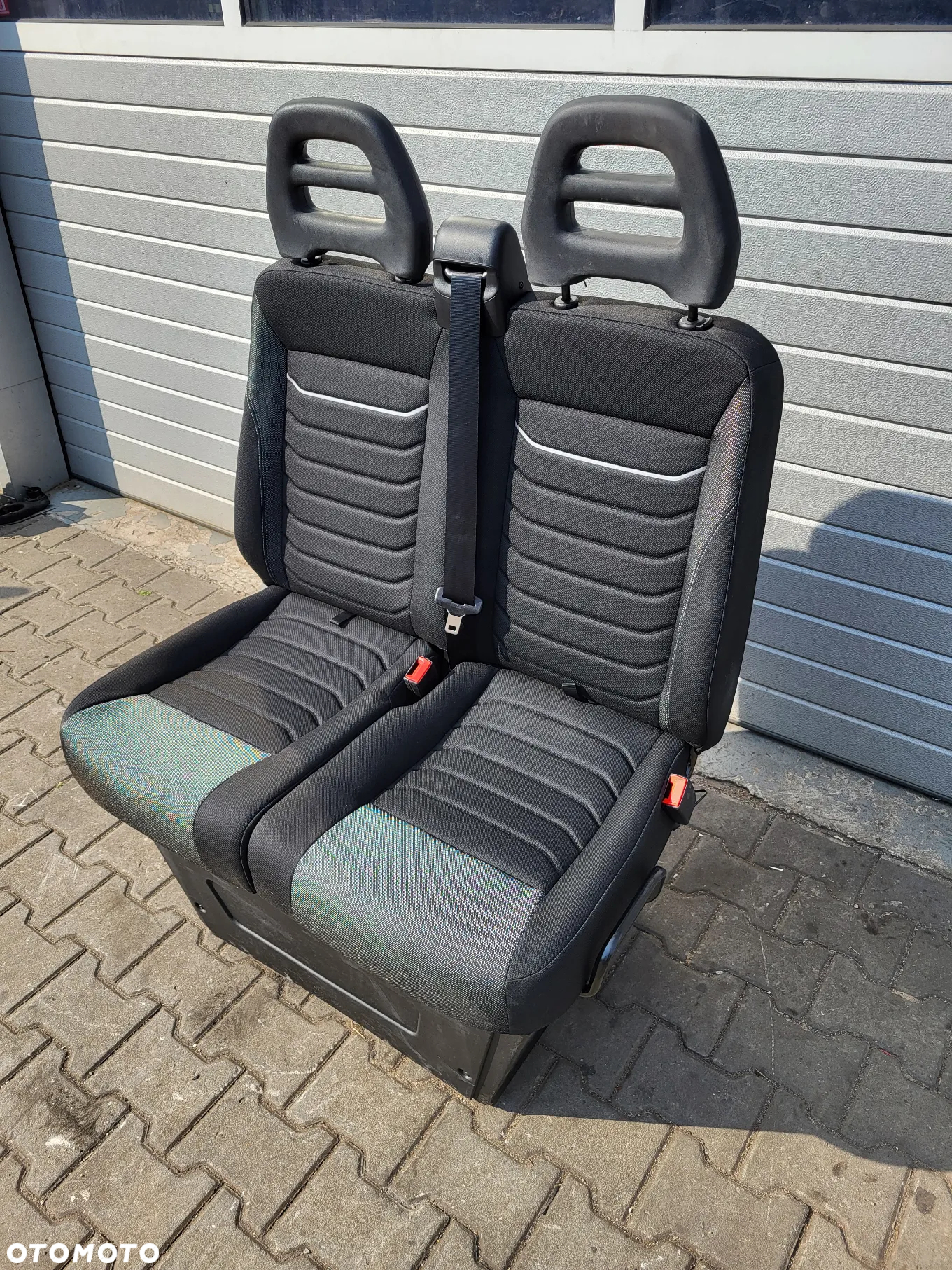 Kanapa ławka pasażera 2 osobowa nowa Iveco Daily 22- - 2
