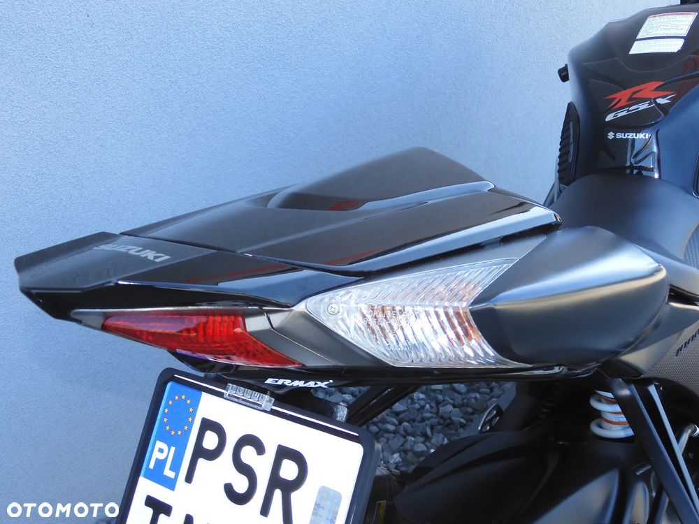 Suzuki GSX-R - 11