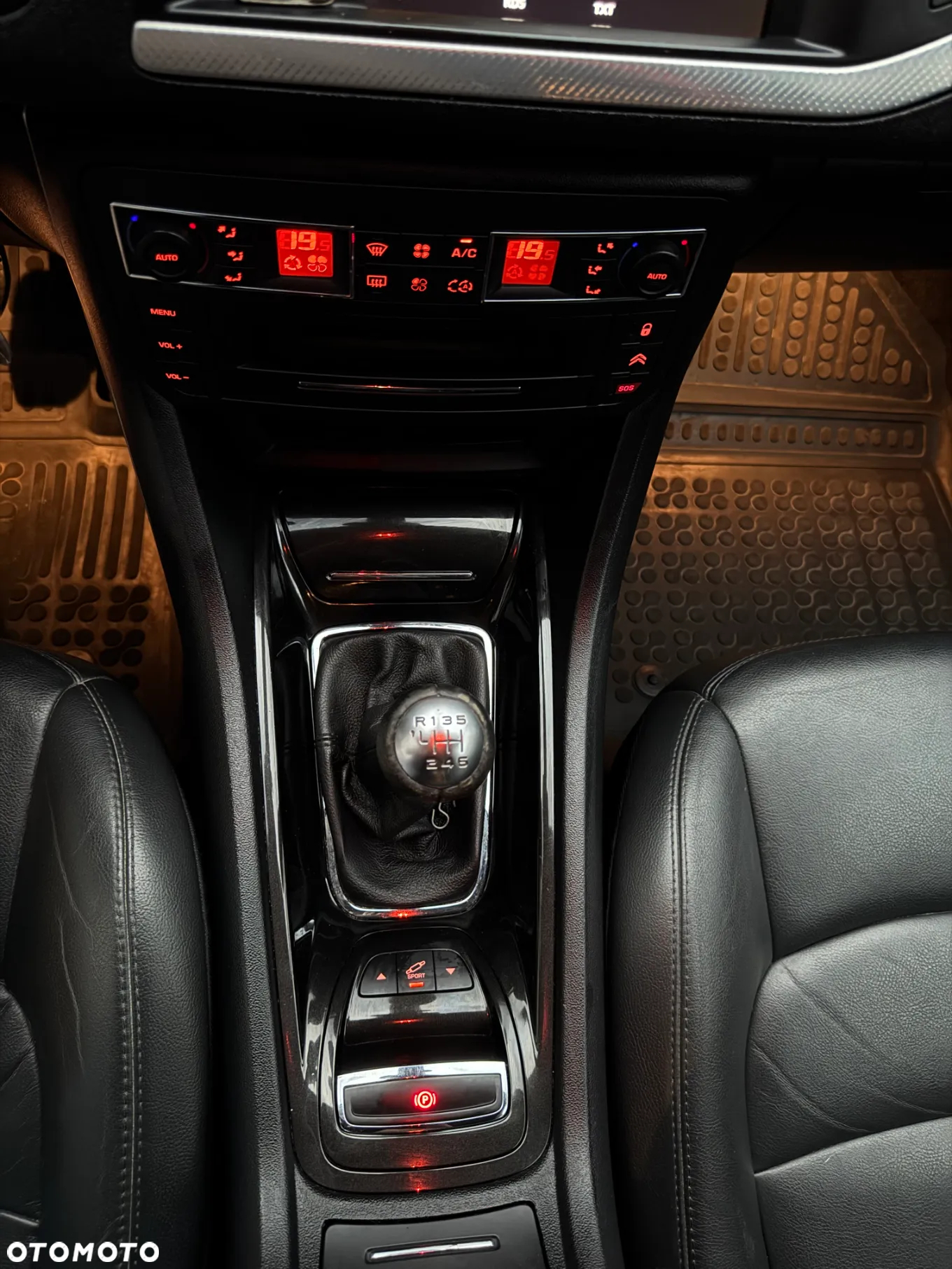 Citroën C5 Tourer BlueHDi 150 S&S Exclusive - 22