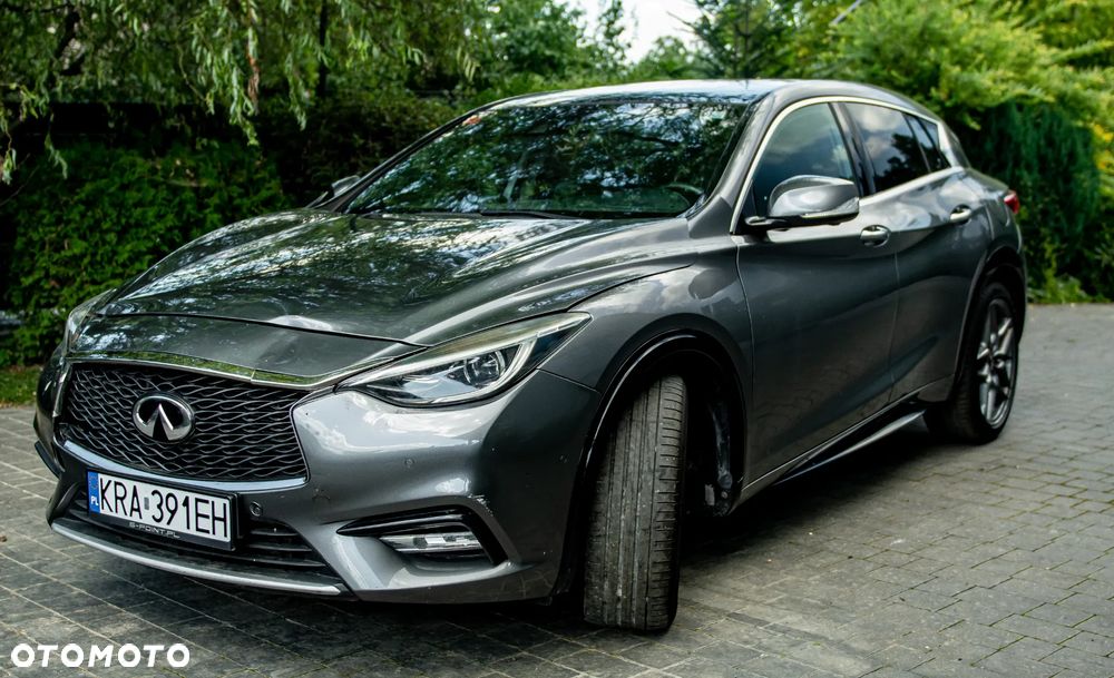Infiniti Q30 2.2d DCT AWD Premium - 10