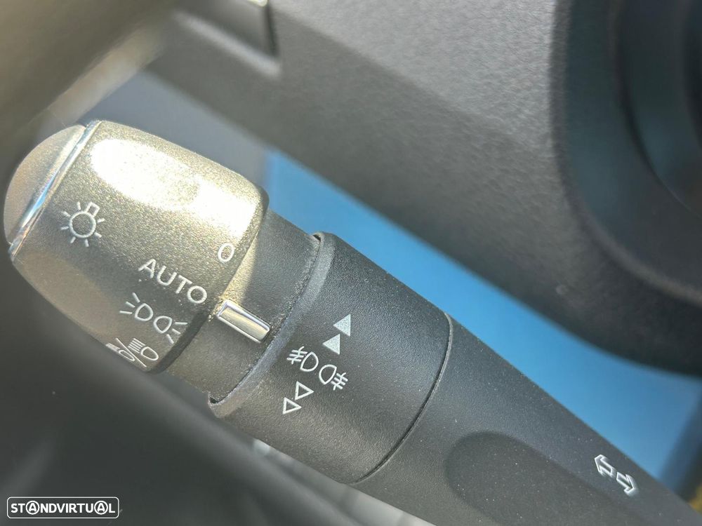 Peugeot Traveller 1.5 BlueHDi L3H1 Allure Long - 14