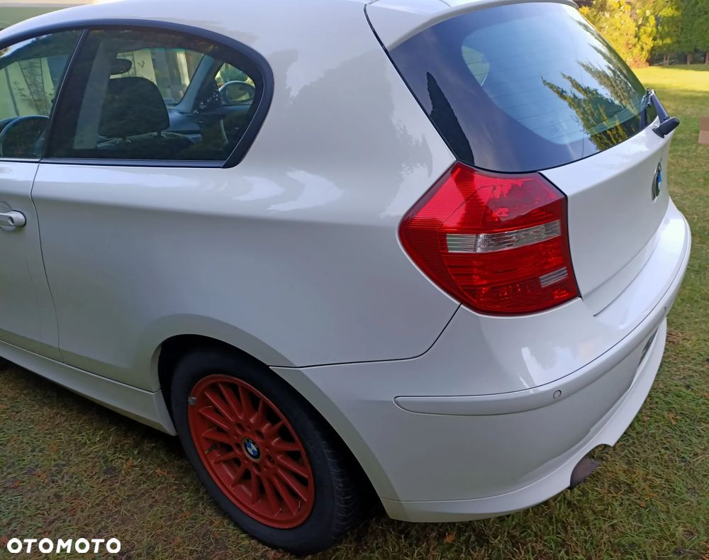 BMW Seria 1 116i - 4