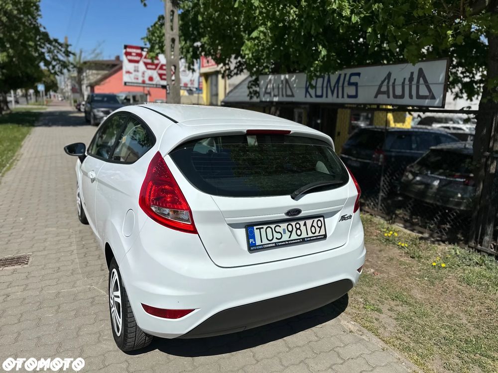 Ford Fiesta 1.25 Celebration - 6