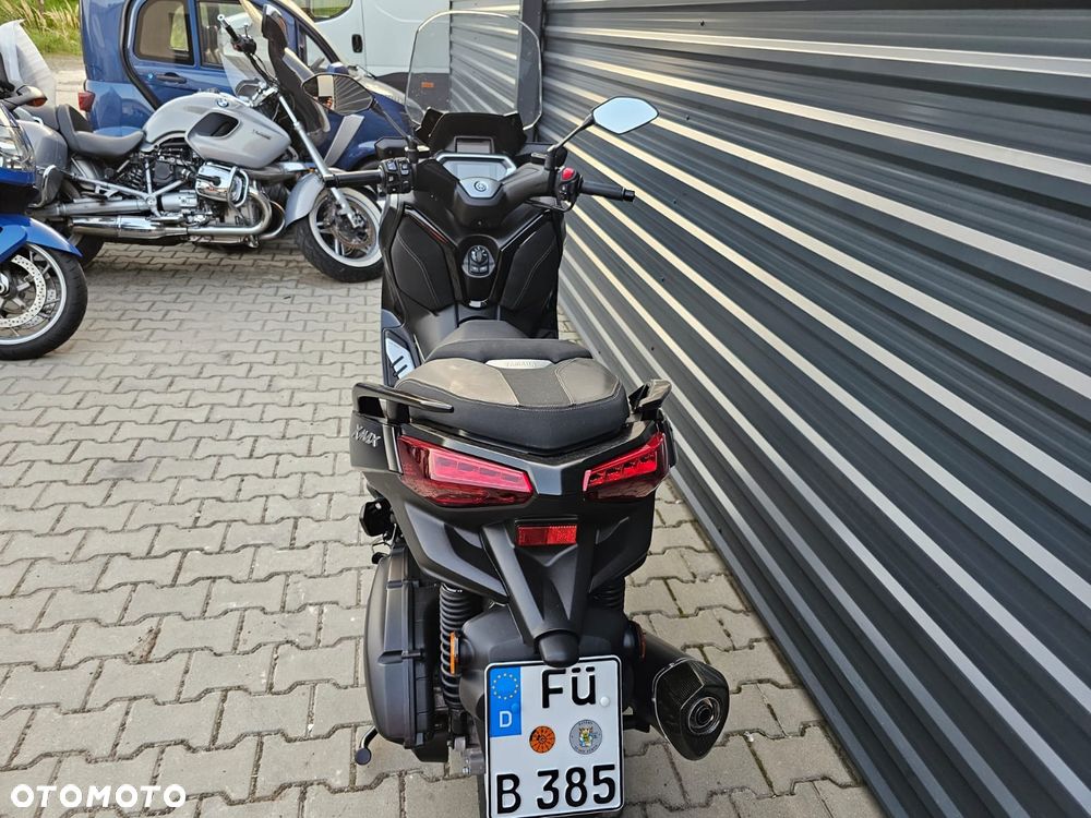 Yamaha X-max - 7