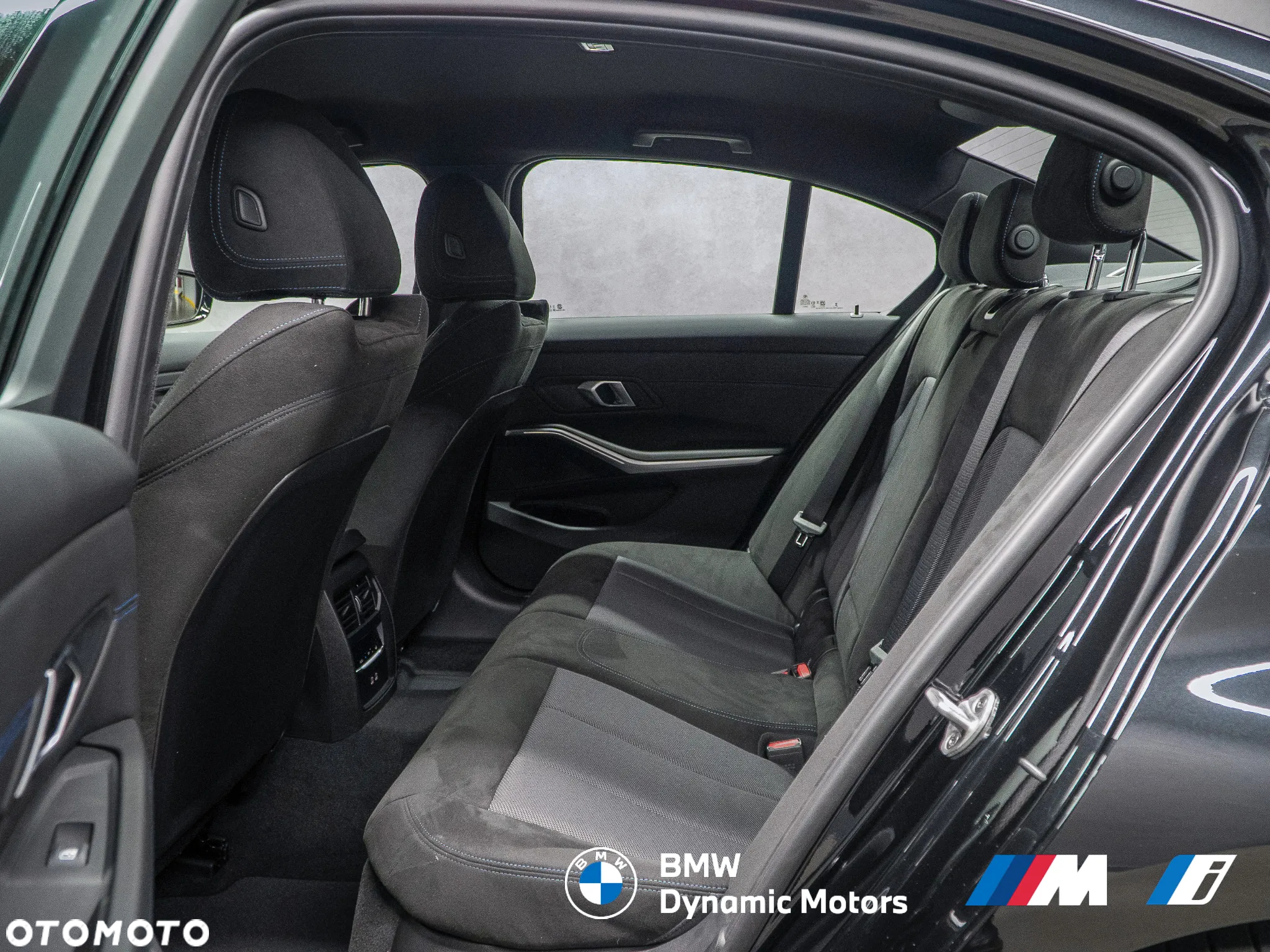 BMW Seria 3 318d M Sport - 23