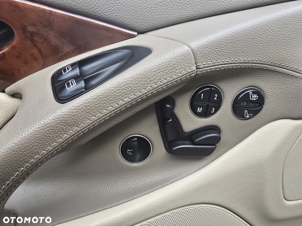 Mercedes-Benz SL 500 - 12